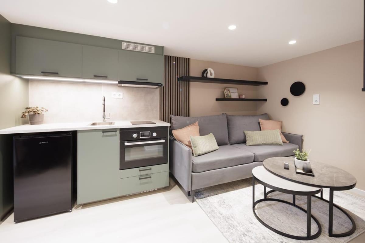 The Urban Chill Spot Harsfa Street Apartment Budapest Bagian luar foto