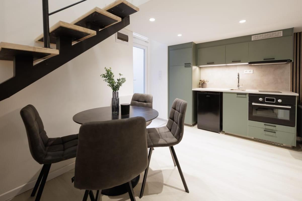 The Urban Chill Spot Harsfa Street Apartment Budapest Bagian luar foto
